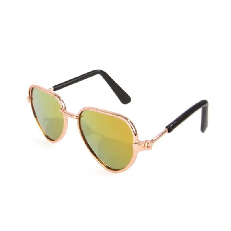 Miso's Too-Cool Shades, Gold Mirror Heart